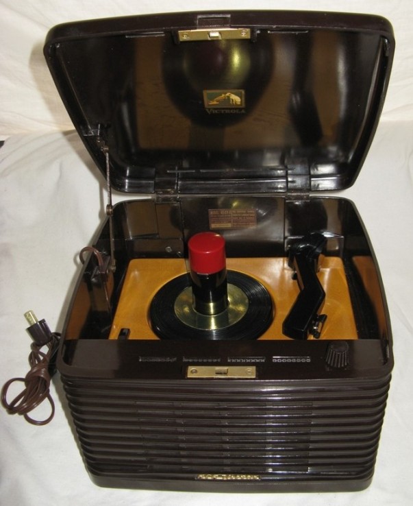 Closeup of topside player mechanism